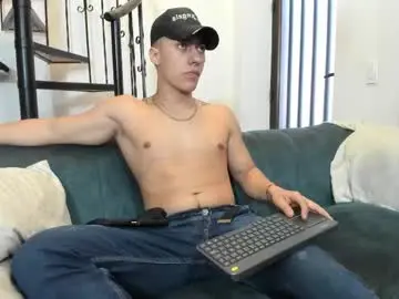 Chaturbate Best live sex cam show of straight__friends