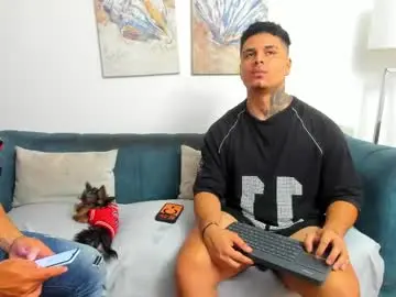 Chaturbate Adult Video Chat of straight__friends