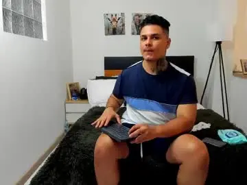 Chaturbate Adult Video Chat of straight__friends