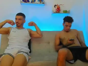 Chaturbate Live Sex of straight__friends