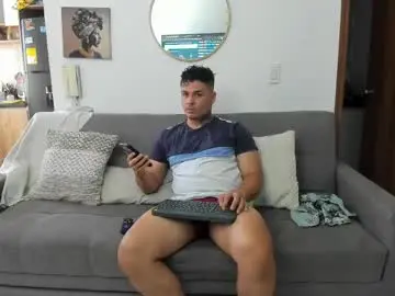 Chaturbate Live Sex of straight__friends