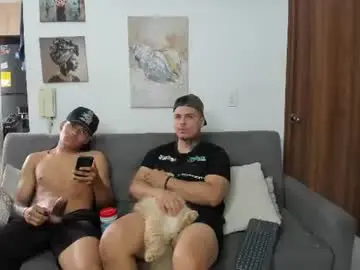 Chaturbate Sex Chat of straight__friends