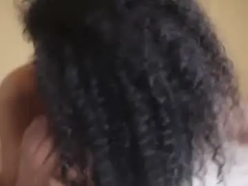 Chaturbate Live Sex of suzysuza