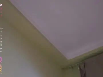 Chaturbate Live Porn of cinacandy