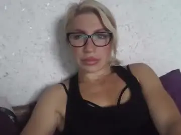 Chaturbate Live Porn of fox_red_lady7