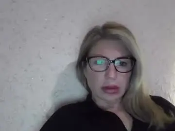 Chaturbate Private Sex Chat of fox_red_lady7