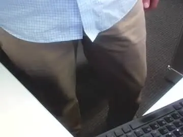 Chaturbate Live Sex Cam of gardensman_561