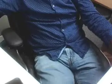 Chaturbate Adult Webcam of gardensman_561