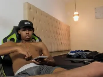 Chaturbate Live Sex Cam of jax_maliq