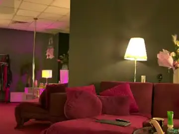 Chaturbate Live Sex Cam of maddyheart