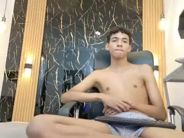 Chaturbate Nude Webcam of valerihot_1