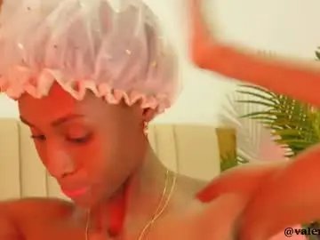 Chaturbate Adult Webcams of valery_swan1