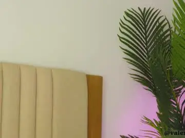 Chaturbate Sex Cam of valery_swan1