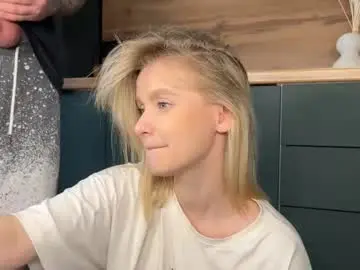 Chaturbate Free Porn Cam of adele_nick2202