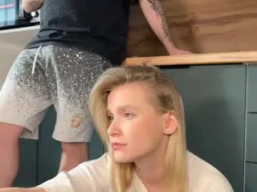 Chaturbate Adult Video Chat of adele_nick2202