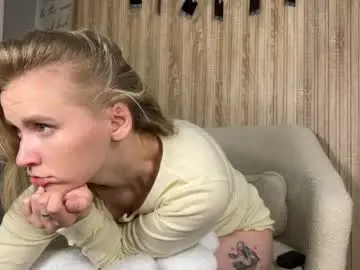 Chaturbate Live Sex of adele_nick2202