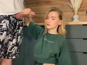 Chaturbate Sex Chat of adele_nick2202