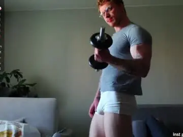 Chaturbate Nude Webcam of chris_boy37