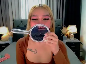 Chaturbate Watch Live Sex Cams of crytastal_lust1212