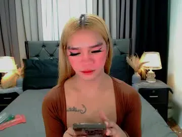 Chaturbate Best live sex cam show of crytastal_lust1212