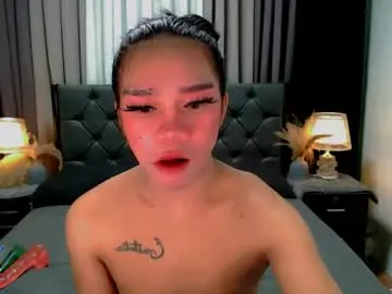 Chaturbate Sex Chat of crytastal_lust1212