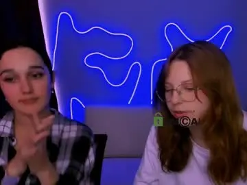 Chaturbate Free Live Porn of kriss_babyy
