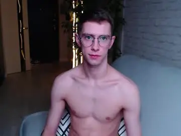 Chaturbate Live Sex Cam of alfie_evanss