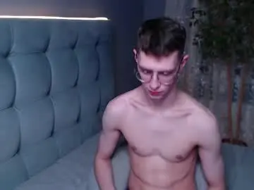 Chaturbate Sex Cam of alfie_evanss