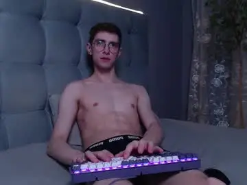 Chaturbate Sex Cam of alfie_evanss