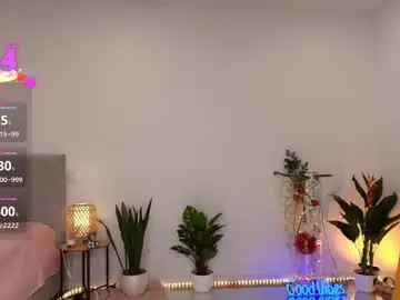 Chaturbate Live Sex of angel_danm_milf