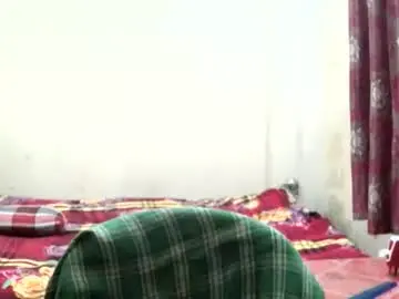 Chaturbate Live Sex Cam of birbikrom104