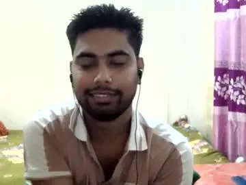 Chaturbate Watch Live Sex Cams of birbikrom104