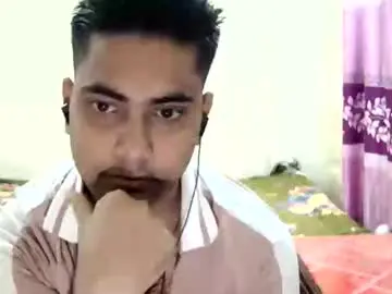 Chaturbate Live Porn of birbikrom104