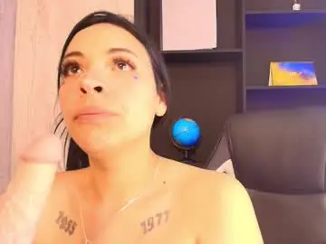 Chaturbate Live Sex Cam of cristal_violeta