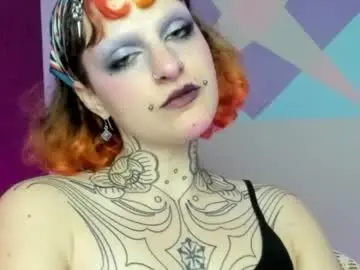 Chaturbate Sex Cam of friskyflowers