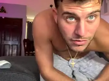 Chaturbate Free Porn Cam of wentbrokeonstrippers