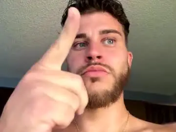 Chaturbate Watch Live Sex Cams of wentbrokeonstrippers