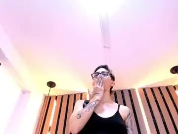 Chaturbate Adult Webcam of eva_monwalker