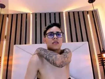 Chaturbate Adult Video Chat of eva_monwalker