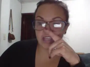 Chaturbate Free Porn Cam of lau16310