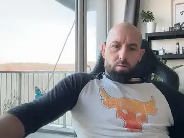 Chaturbate Free Porn Cam of tommyx01