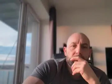 Chaturbate Free Porn Cam of tommyx01