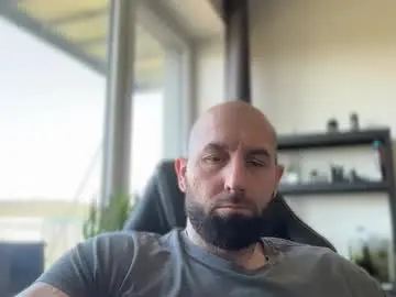 Chaturbate Live Sex Cam of tommyx01