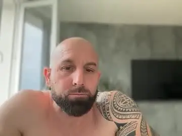 Chaturbate Live Sex Cam of tommyx01