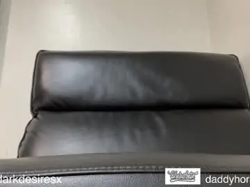 Chaturbate Adult Video Chat of daddyhorsecock99