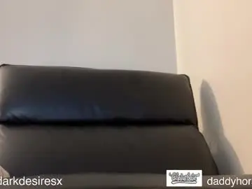 Chaturbate Adult Video Chat of daddyhorsecock99