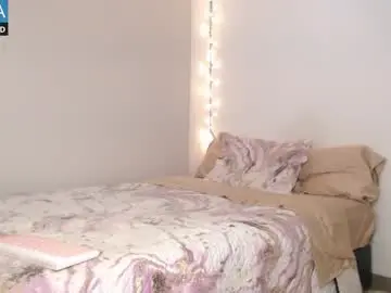 Chaturbate Live Sex Cam of blue_nebula