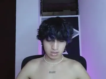 Chaturbate Free Live Porn of littlextrem