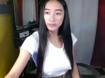 Chaturbate Watch Live Sex Cams of lovelypetite143