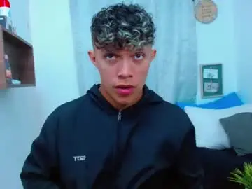 Chaturbate Watch Live Sex Cams of lucas_luxx1